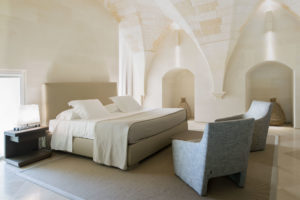 Garden with a statue aBedroom La fiermontina resort in Lecce Photographer Maria Teresa Furnari