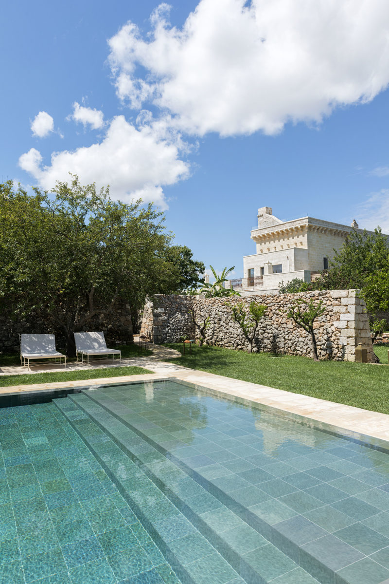 swimming pool at the boutique hotel Masseria Trapanà in Puglia Photographer Maria Teresa Furnari